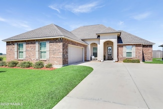 222 Preston Rose Ln, Youngsville, LA 70592