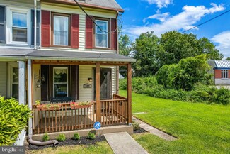 527 Washington Ave, Media, PA 19063