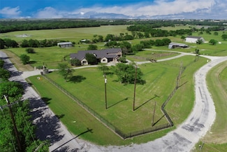 12490 Madison Ln, Justin, TX 76247