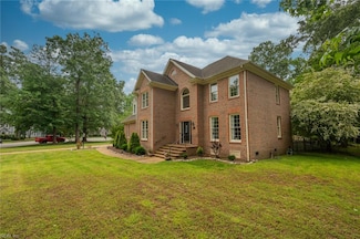 104 Spinnaker Run Ct, Smithfield, VA 23430