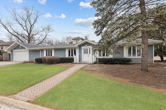 1301 Somerset Ave, Deerfield, IL 60015