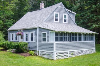 204 Lobster Cove Rd, Boothbay Harbor, ME 04538