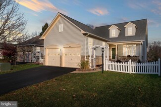 9425 Rosebud Ct, Manassas Park, VA 20111