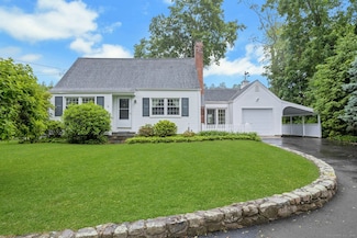 54 Oak Grove Place, New Canaan, CT 06840