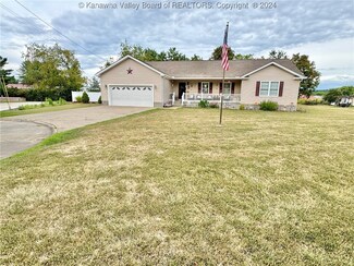 113 Whirlaway Dr, Evans, WV 25241