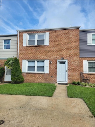 423 Burr Oak Ct, Virginia Beach, VA 23454