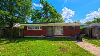 5034 Pershing St, Houston, TX 77033