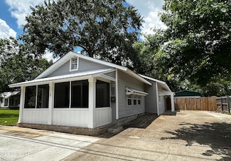 515 Krebs Ave, Pascagoula, MS 39567