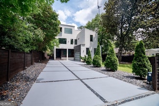 1099 Vista Trail NE, Atlanta, GA 30324