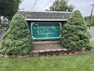 13 Ohio Ct, Matawan, NJ 07747