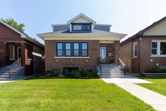 4823 W Schubert Ave, Chicago, IL 60639
