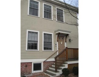 9 Bay View Ave Unit B, Bristol, RI 02809