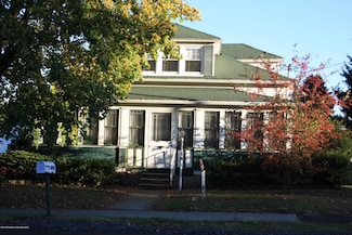 516 S Keyser Ave, Taylor, PA 18517