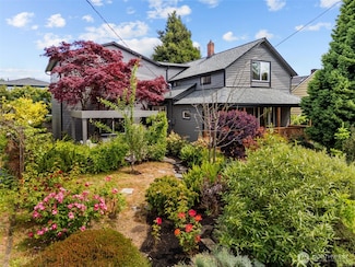 4528 36th Ave NE, Seattle, WA 98105