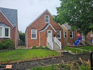 3418 N Nordica Ave, Chicago, IL 60634