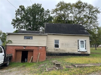 7086 Warren Sharon Rd, Brookfield, OH 44403