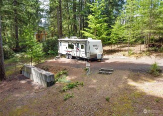 291 e Emerald Lake Dr W, Grapeview, WA 98546