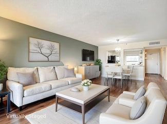 4550 NW 18th Ave Unit 707, Pompano Beach, FL 33064