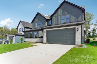 166 Windy Dell Dr, Tega Cay, SC 29708