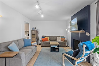 8857 42nd Ave N, New Hope, MN 55427