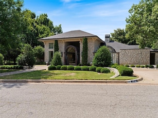 7201 N Country Club Dr, Oklahoma City, OK 73116