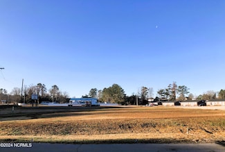 1906 Piney Green Rd, Jacksonville, NC 28546
