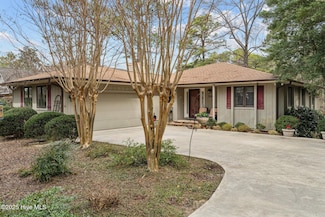 104 Sunset Point, West End, NC 27376