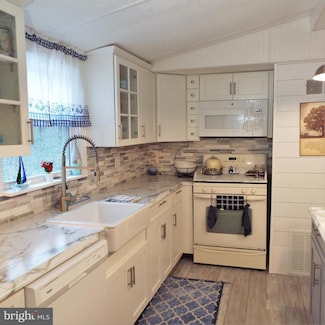 12665 Old Ridge Rd, Hesston, PA 16647