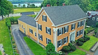 77 Federal St, Wiscasset, ME 04578
