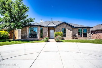 1308 Nottingham Ave, Wolfforth, TX 79382