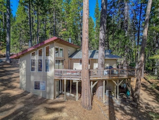 1800 Medina Dr, Arnold, CA 95223