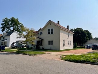 915 S 4th Ave, Wausau, WI 54401