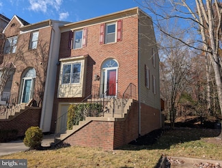 8108 Squirrel Run Rd, Springfield, VA 22152