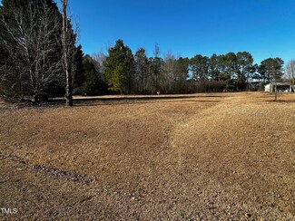 2820 Tara Dr, Clayton, NC 27520