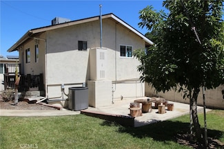 2495 Vista Dr, Upland, CA 91784