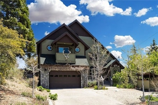 2104 St Bernard Dr, Pine Mountain Club, CA 93225