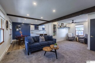 2535 S 123rd St, Omaha, NE 68144