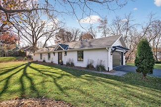 9612 Oak Ridge Trail, Hopkins, MN 55305