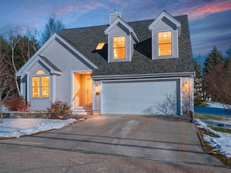 100 Hampton Meadows, Hampton, NH 03842