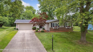 2130 Belding Ct, Okemos, MI 48864