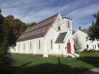84 Church St, Poultney, VT 05764