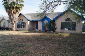 1336 B Alonzo Cir, Eagle Pass, TX 78852