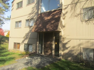 49 Oak Hill Colony Unit 7, Fox Lake, IL 60020