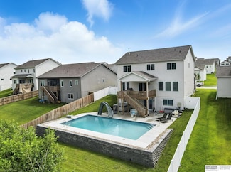 5508 N 182nd St, Omaha, NE 68022