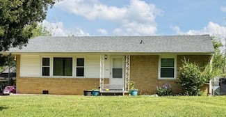 7 W Bel Air Blvd, Clarksville, TN 37042