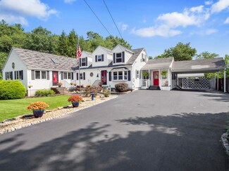 11 Birch St, Hudson, NH 03051