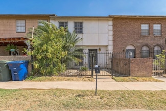 2504 E Montgomery St, Laredo, TX 78043