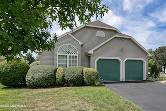 2507 Spring Hill Dr, Toms River, NJ 08755