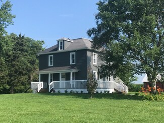 15711 2300 North Ave, Walnut, IL 61376