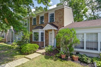 234 Chaucer Ct, Old Bridge, NJ 08857